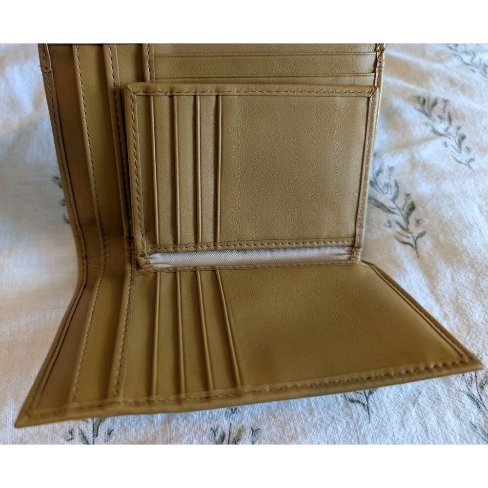 Designer Mario Hernandez Tan Brown Leather Butterfly Trifold Wallet - Picture 6 of 10